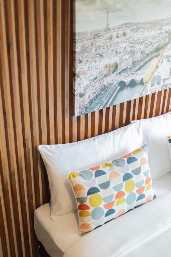 In My Place Cafotel Khlong Thom Esterno foto