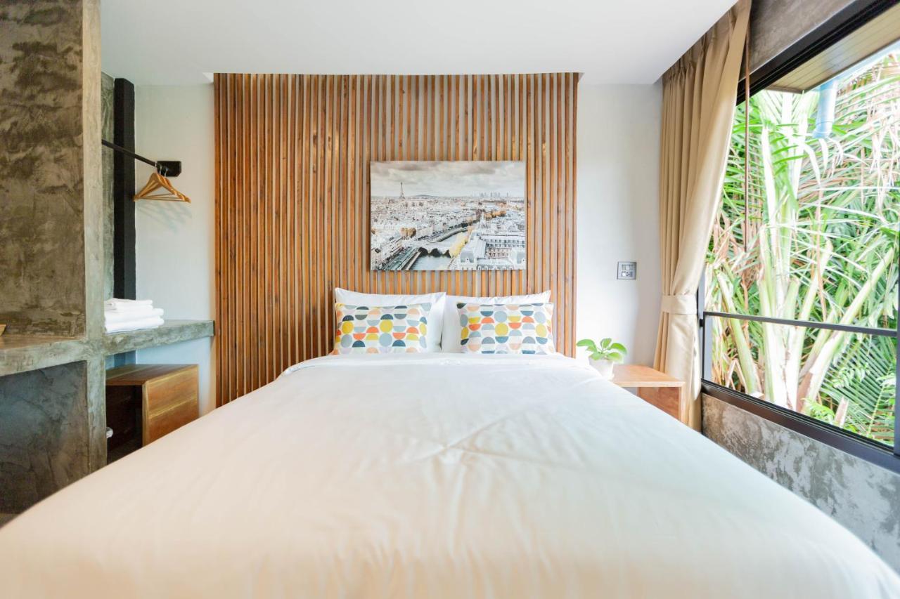 In My Place Cafotel Khlong Thom Esterno foto